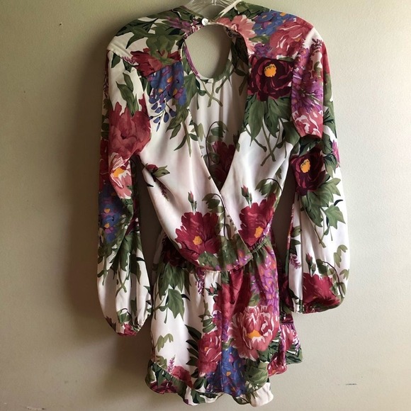 Show Me Your Mumu Womans Sz Small‎ Rocky Romper Floral Long Sleeve Ruffle Boho - Picture 9 of 11